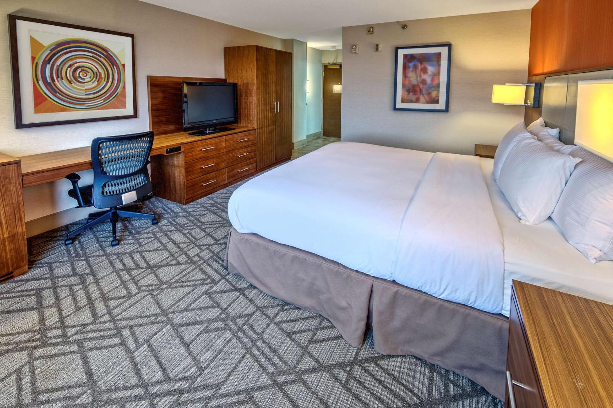Hilton Knoxville Airport Hotel