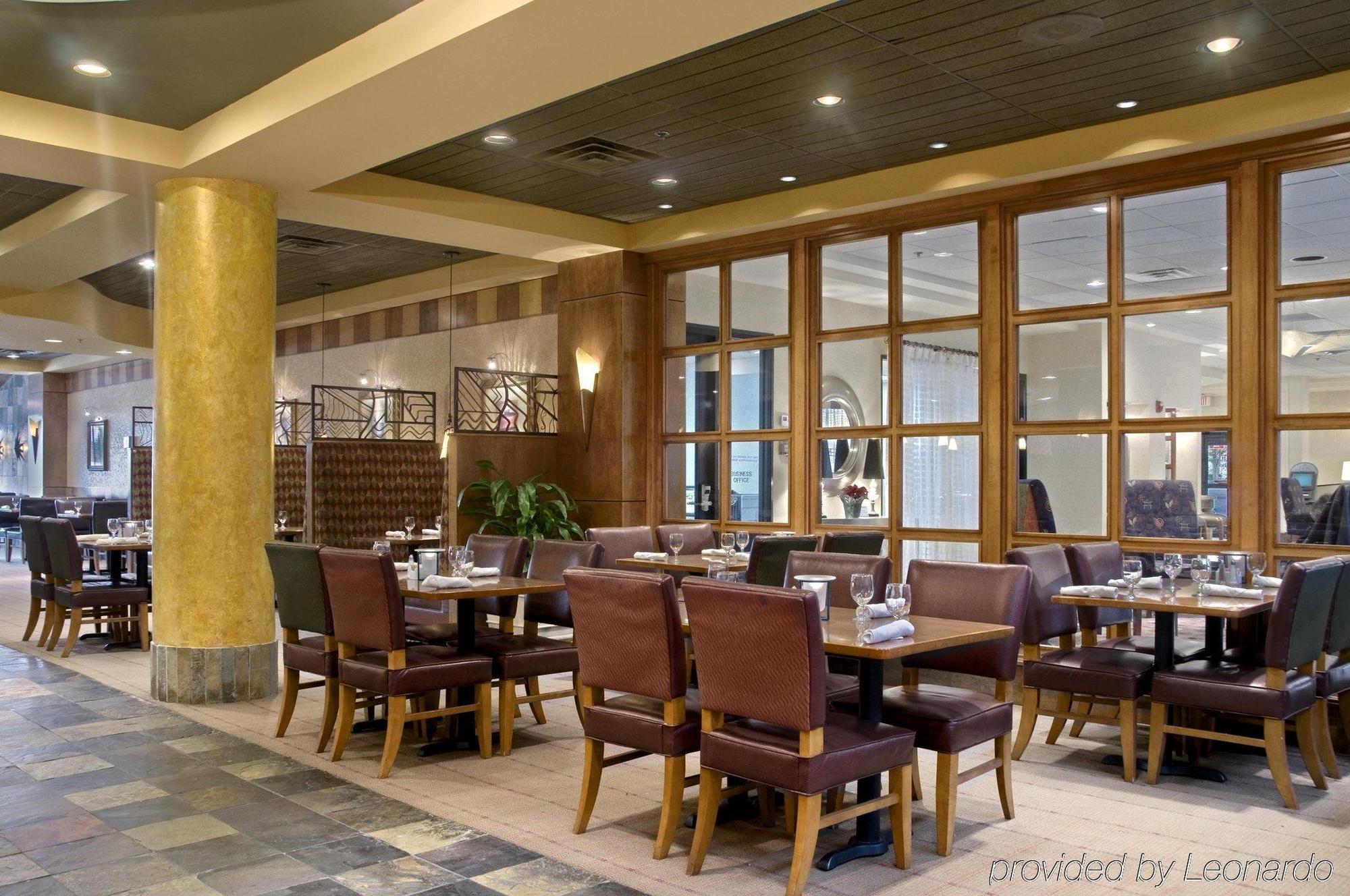 Hilton Knoxville Airport