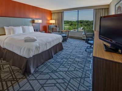 Hotel Hilton Knoxville Airport 3*